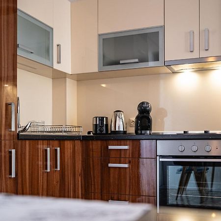 Seaside Serenity Charming Apartment By Sea Garden Varna ภายนอก รูปภาพ