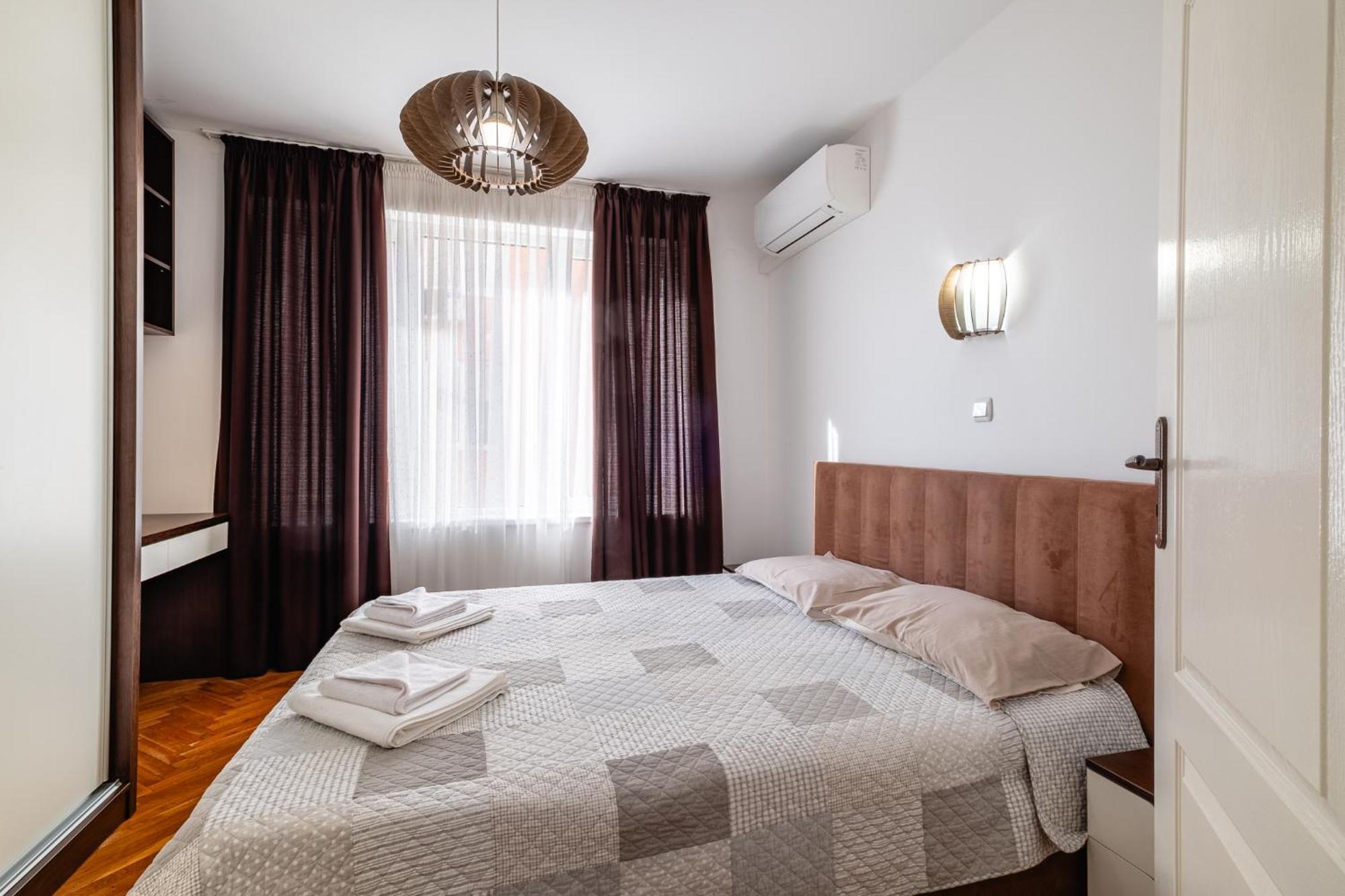 Seaside Serenity Charming Apartment By Sea Garden Varna ภายนอก รูปภาพ